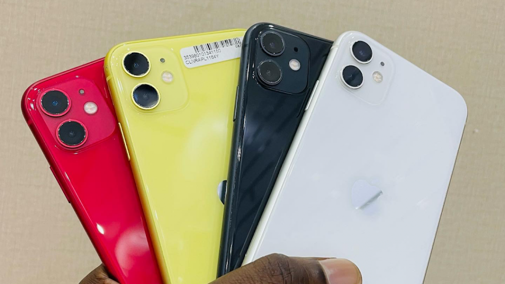 цена iphone в англии